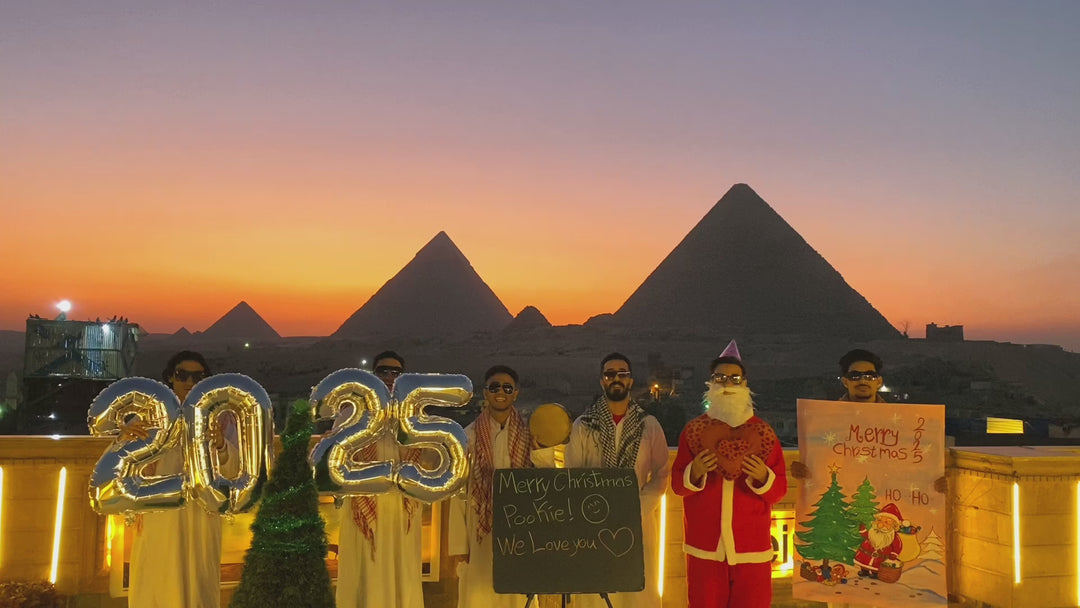 Christmas greetings video from Egyptian pyramids